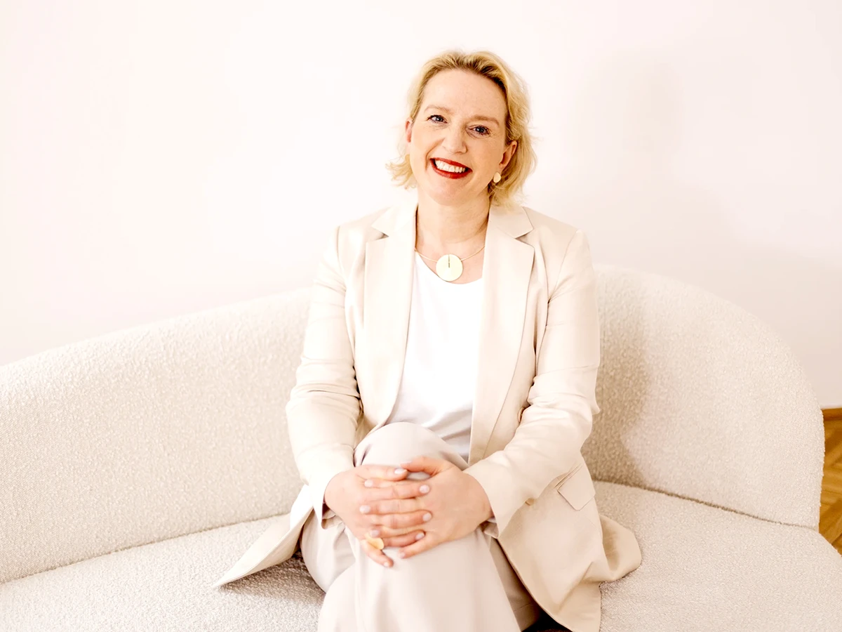 Porträt von Ilse Kuhn – Expertin für Leadership und Organisationsentwicklung im Mittelstand